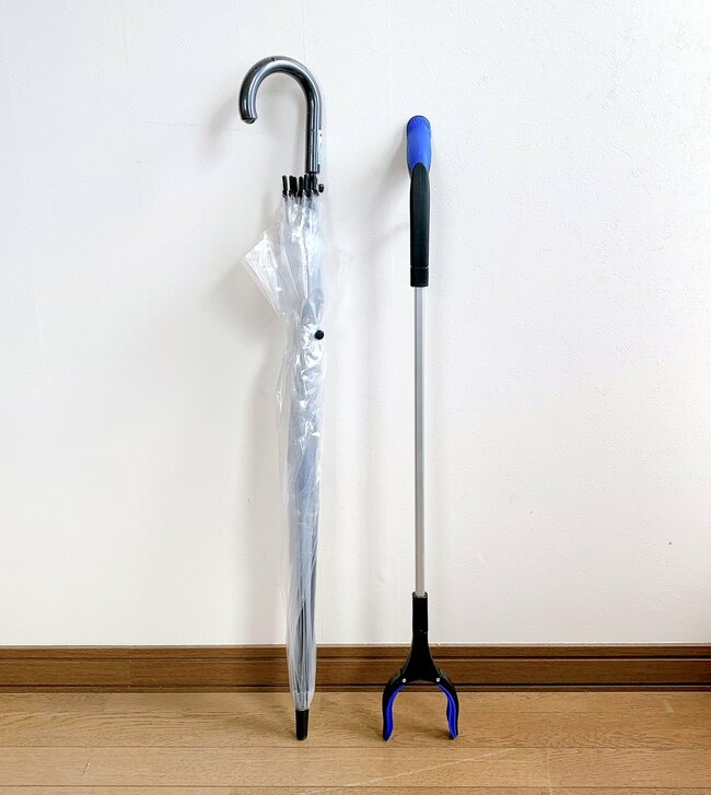 「無いと生きていけなくなった」ダイソーの“腰がラクになるアイテム”思わず追加購入した！「楽すぎて笑っちゃった」「追加購入することにしました」《購入レビュー》