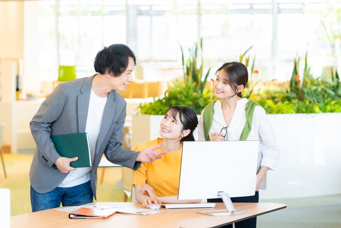 二流の管理職は「マネジメントとは人の管理」と考える。では一流は?