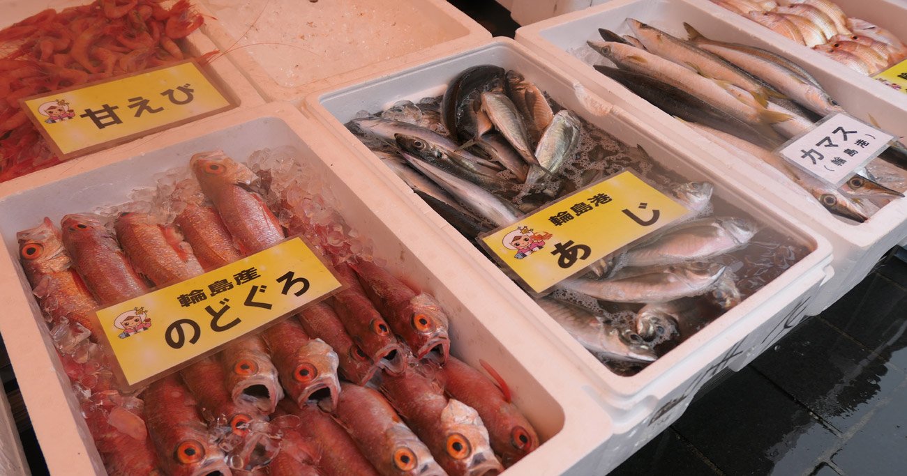 【復興祈願】輪島朝市はなぜ「日本三大朝市」になれた？食べ歩いたら納得のワケ《写真多数》