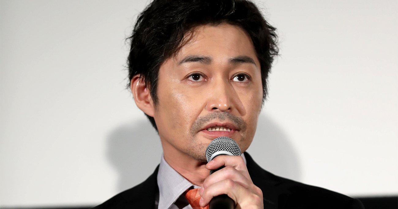 俳優の安田顕