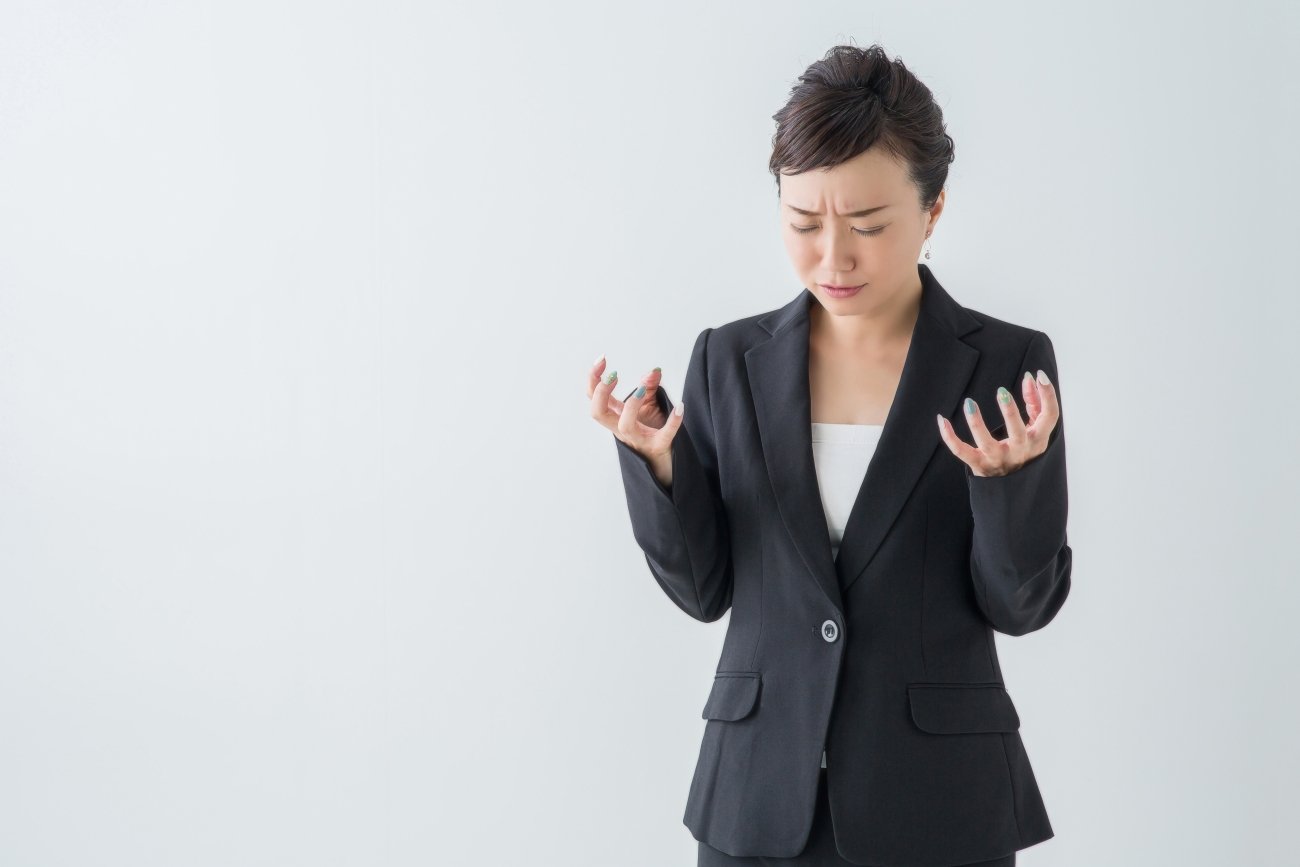 【お気に入りのジャケットにコーヒーをこぼされた…ありえない!!】不快な感情が一瞬で消える考え方・ベスト1