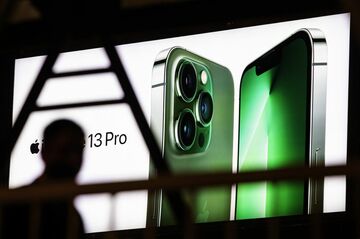 米ハイテク1-3月期、アップルとアマゾンで明暗
