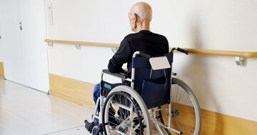 「こんなんさせられてんねん」職員に書類を改ざんさせる兵庫県の高級老人ホーム。過剰なPRのウラに隠された実態とは?