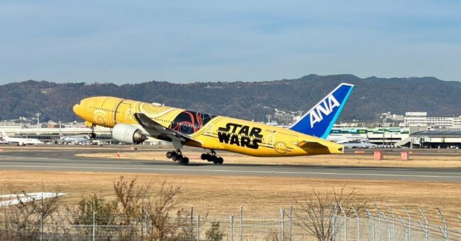 ANAが注意喚起したNG行為とは？「CAに負担」「他の客に迷惑」の声も【機内マナーを考えよう】