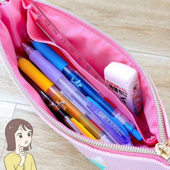 処方薬がまるっと入る！コメダ珈琲の「自立するポーチ」レトロなデザインが可愛すぎる！【購入レビュー】