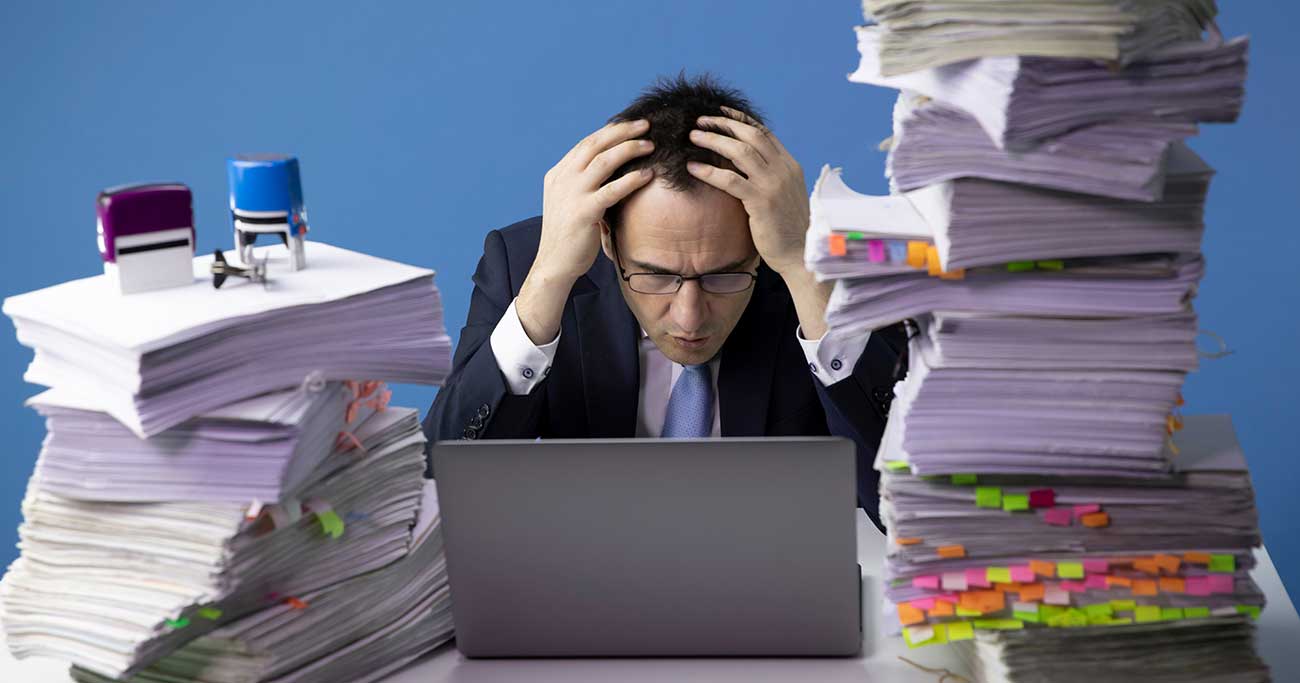 だから毎日残業になる…「仕事量が雪だるま式に増える人」の共通項