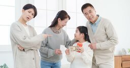 娘を甘やかす義母にイライラ…どうすればいいですか？→児童精神科医の意外な答え