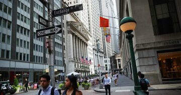 トランプ関税の悪影響予想、米経済はどう覆したか