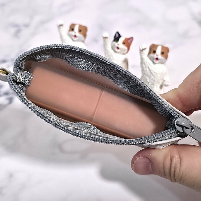 もっと早く出会いたかった…！セリアの「小銭が14枚入るミニ財布」厚みが1.5cmしかなくて感動しました！