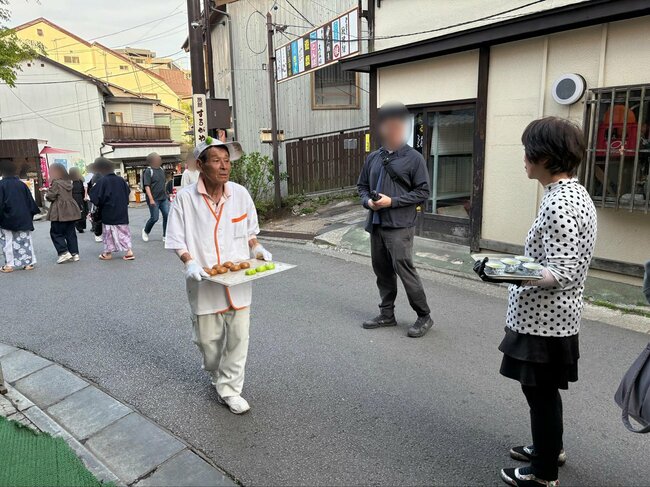 「廃墟に苦しむ鬼怒川」と「若者でにぎわう草津」温泉街の明暗を分けた決定的な違い