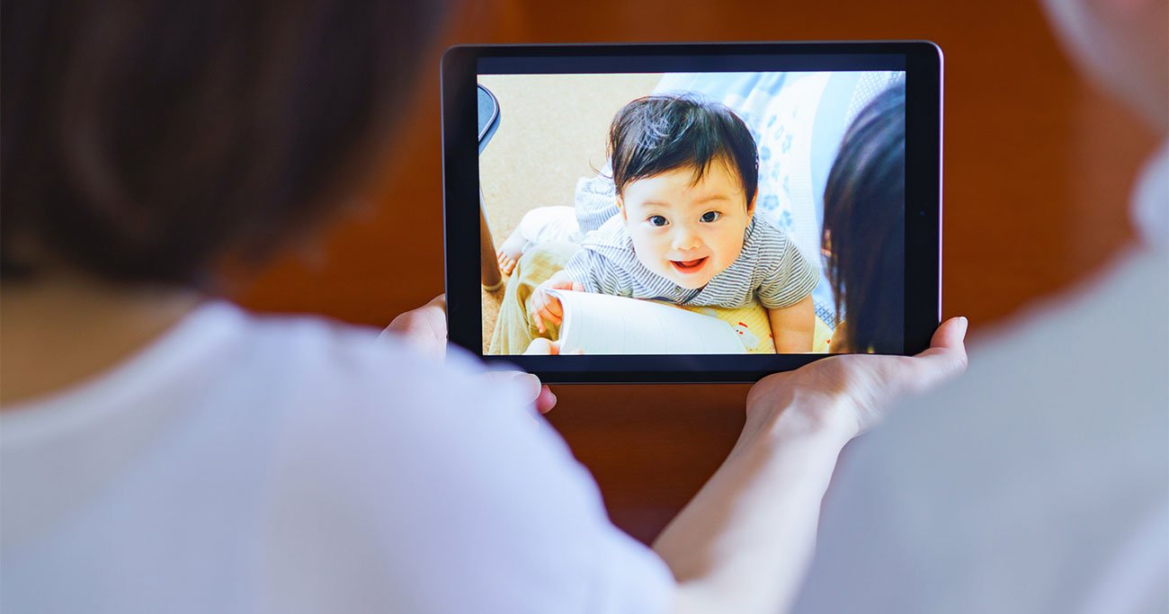 今年の年末、帰省する? しない?『「育ちがいい人」だけが知っていること』の著者に聞いてみた