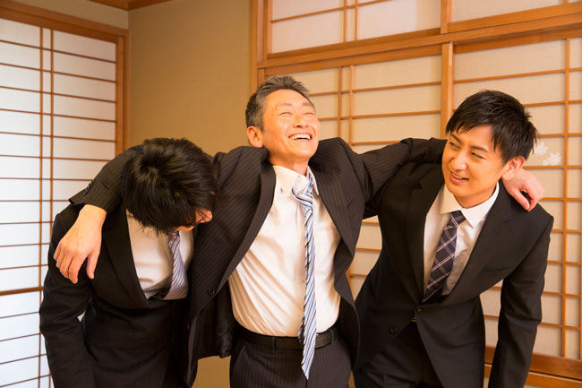 店員に横柄、説教…飲み会で部下は上司のここを見ている!