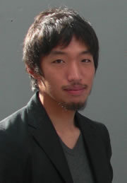 西田亮介