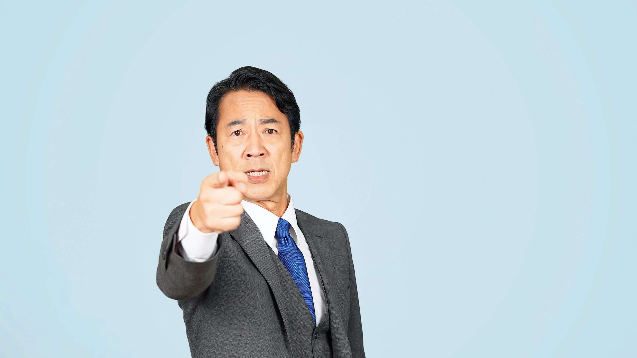 【無能がバレる】絶望的に仕事ができない人は「デメリット」ばかりを探す。じゃあ、優秀な人は?