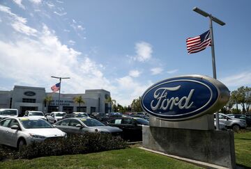 トランプ氏と加州の燃費対立、自動車会社で対応分かれる