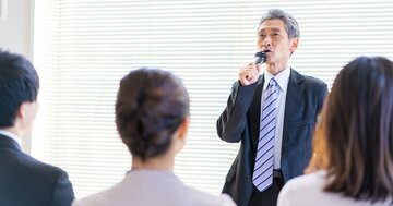 <本110冊が即売!>【眠気が吹き飛ぶ研修】新入社員が瞳を輝かせて聞き入った30分間の特別講演『戦略的飲み会幹事術』の“つかみ”の中身