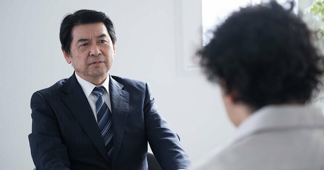 「働かないおじさん」は傷ついている。定年までを“諦めない”ために上司がすべきたった1つのこと