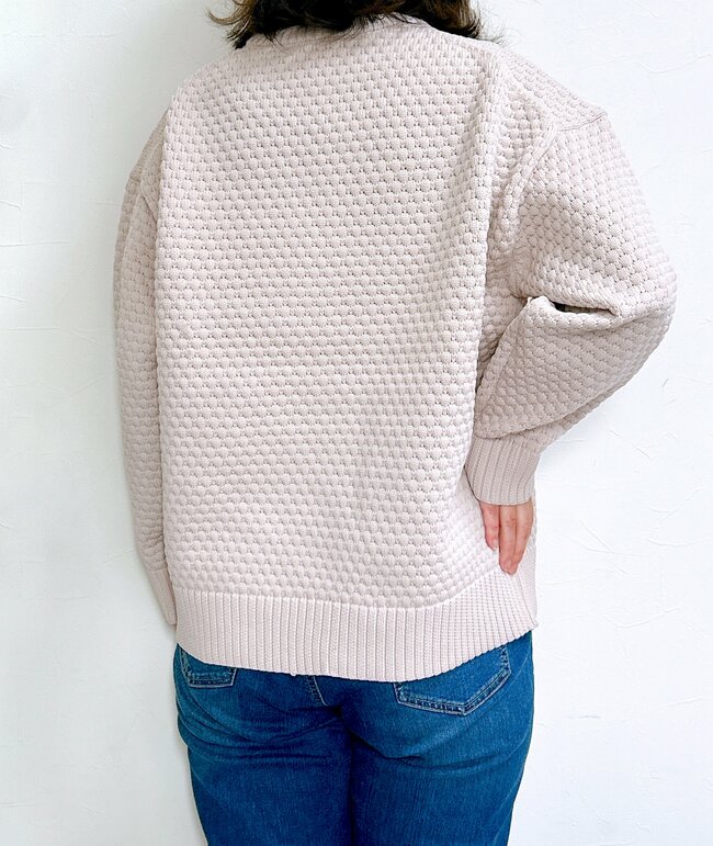 ワークマンの「1780円ニット」が楽ちんすぎて手放せない…！ゆったり体型カバーできるし、すぽんと着るだけでオシャレ！