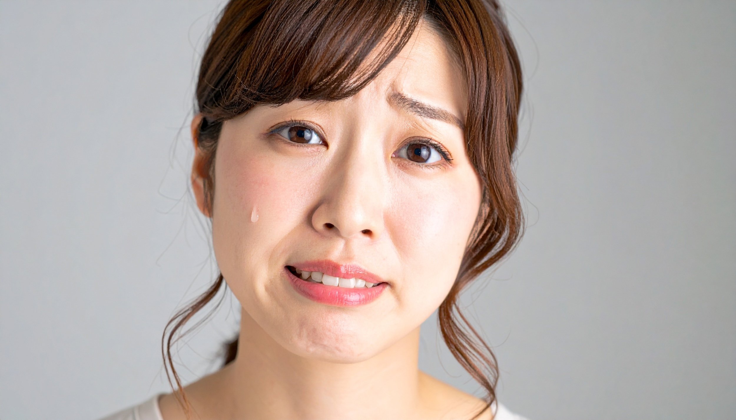 じわじわ心を蝕んでいく「感情労働」とは何か？