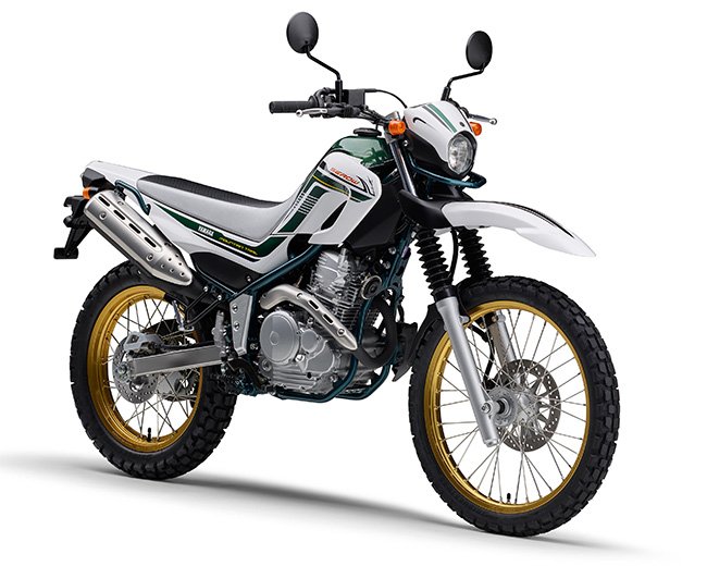 ヤマハ・セローは1985～2020年と長期にわたり生産・販売されていたオフロードタイプのバイク。写真は2019年12月発表の「SEROW250 FINAL EDITION」（広報写真）