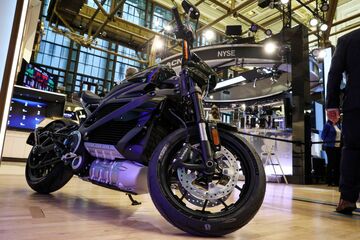 ハーレーダビッドソンの電動バイク、投資家は関心薄