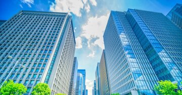 「日本一のホワイト企業」はどの会社？ ホワイト企業の定義について考える