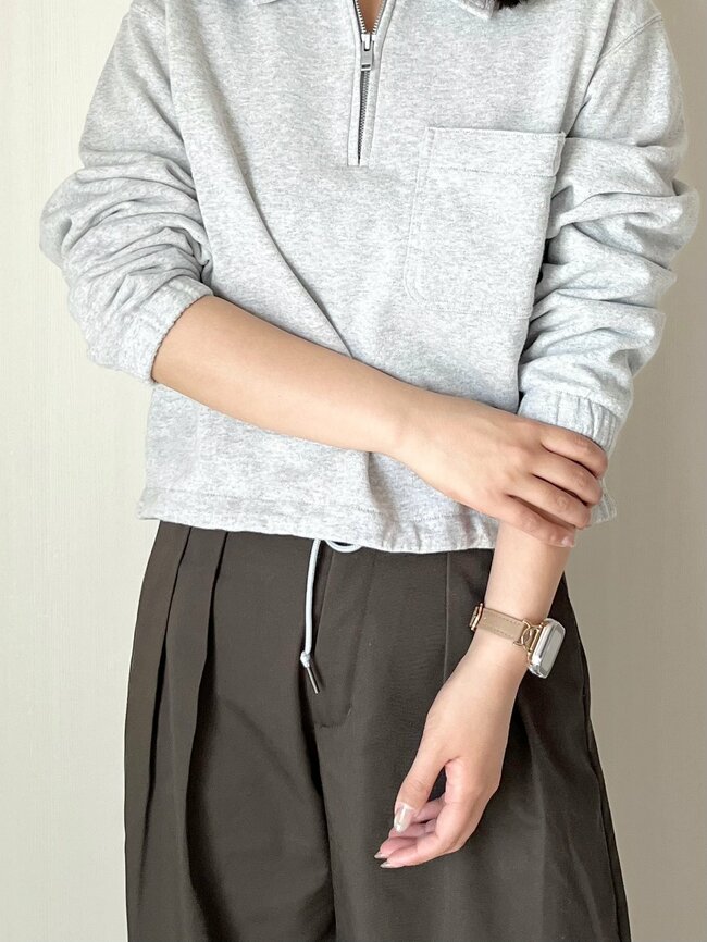 「形がかわいくて好き」ユニクロ×JWAの“楽ちんトップス”たっぷり着回せてコスパ抜群です！「シルエット最高」「大活躍まちがいなし！」