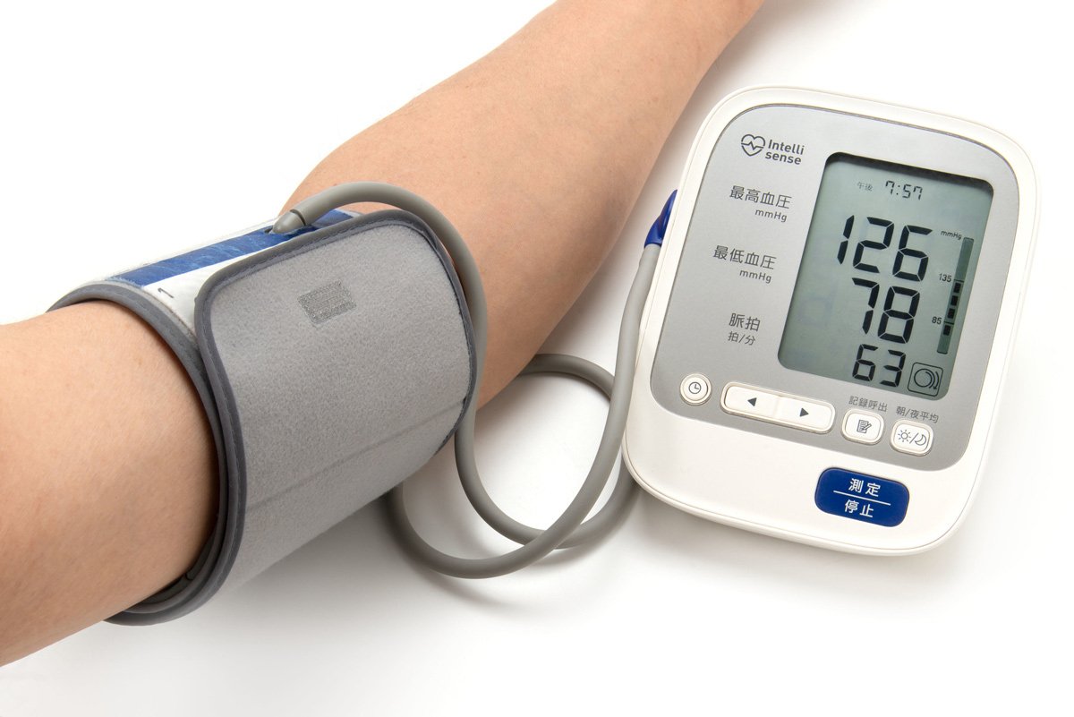 災害高血圧と合併症の予防法「140/90mmHg」を1つの目安に
