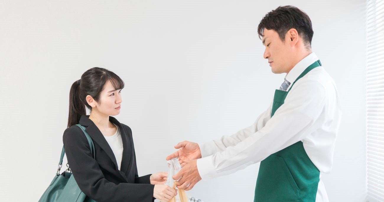 コンビニバイトをあなどるな！40代半ば・国立大卒・技術畑一筋の男性がレジ打ちして初めて分かった現実