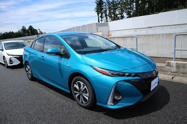 新型プリウスPHV「HVとは別物」に見るトヨタの本気