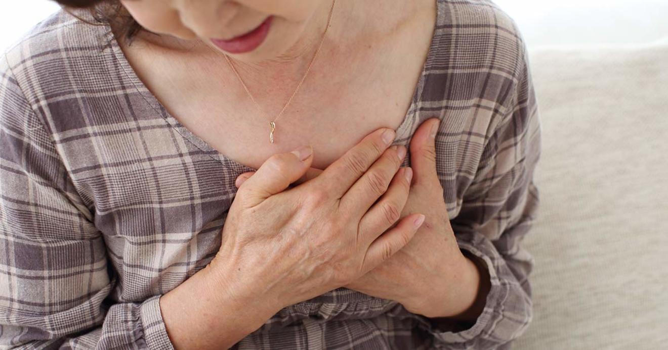 痛み の 更年期 胸 40～50代女性に起こる動悸、息切れ、胸の痛みは更年期のせい？