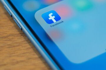 フェイスブック、多数のアプリ停止 情報管理強化