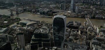 歴代の英国首相につきまとう悪夢