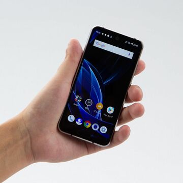 コンパクトスマホ派の駆け込み寺「AQUOS R2 compact」