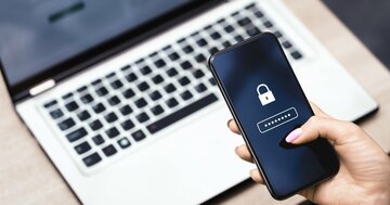 【家族が助かる】もしもの時に困らない「パスワードの残し方」完全ガイド