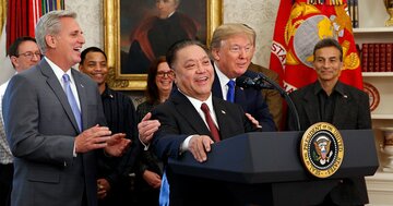 ブロードコム、AI半導体事業は好調もそれ以外は複雑