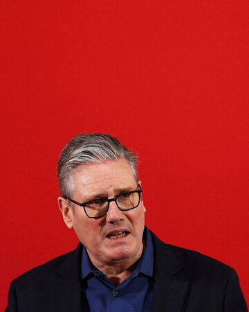 エプスタイン文書、英首相への風当たり強まる