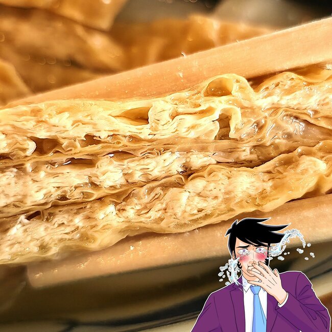 「神かもしれない」「ガチうまかった」丸亀製麺の“豪快すぎるメニュー”具材がドーンとのってて笑っちゃった！「めちゃくちゃ大っきくて嬉しい」【実食レビュー】