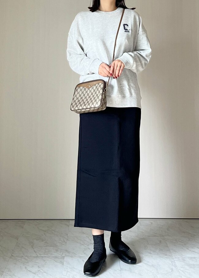 ヘビロテが止まらない…！2025年にユニクロで買ってよかった「おしゃれアイテム」34選