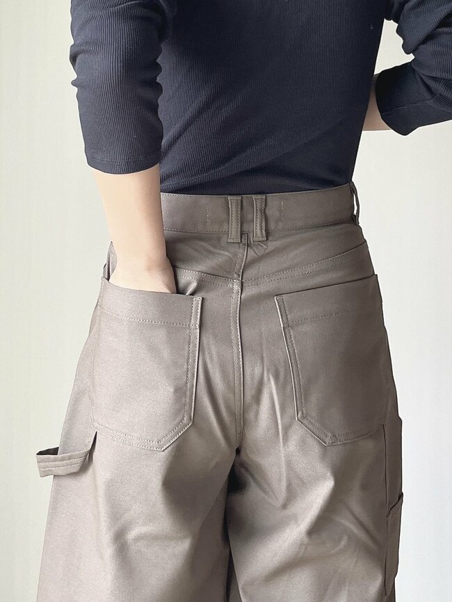 「試着して即決した」GUの“細見えパンツ”脚のラインをまるっとカバーしてくれる!「脚長で美シルエット」「色も素材も形もめちゃくちゃ良い」