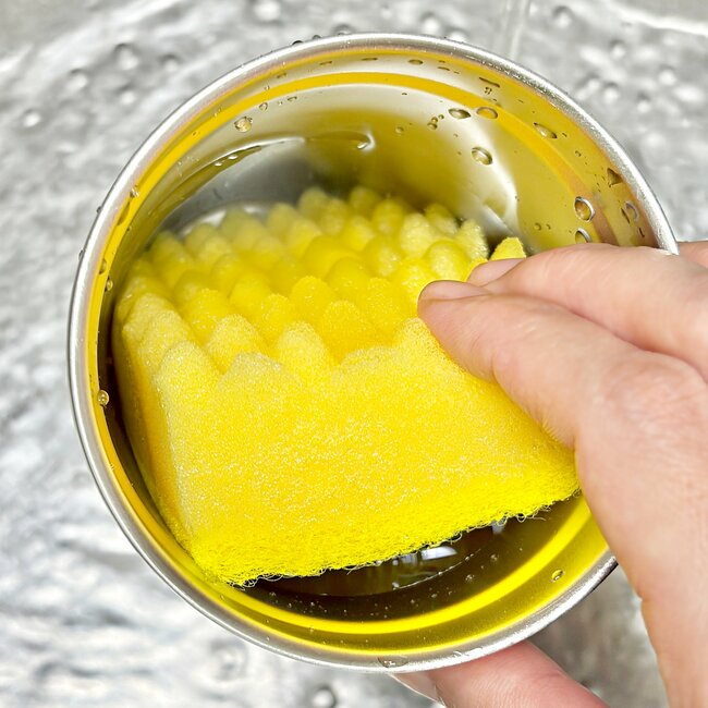 「猛暑を乗り切れるかも」スターバックスの“氷が溶けにくい大容量カップ”3時間経っても冷え冷えです!「デザインと形に一目惚れ」「買わないと後悔するところでした」
