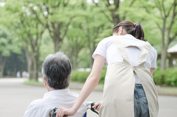 介護保険改定で自立支援介護が「一歩前進、二歩後退」となった理由<br />