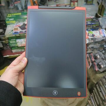 iPad Pro級サイズで実売1500円の12型巨大電子メモパッド