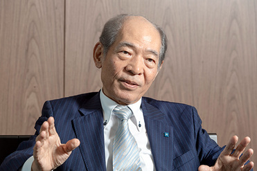 近畿大学 塩崎均名誉学長 Photo by Hiroki Kondo 