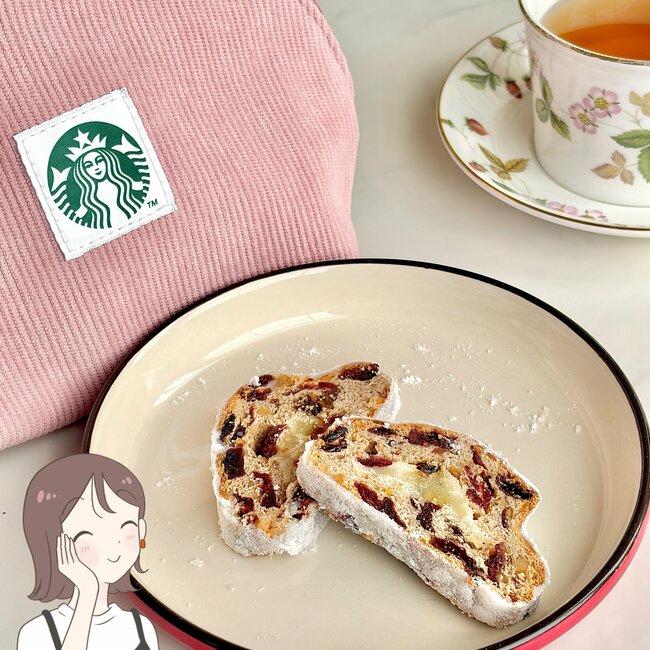 「4店目で発見」「買えてよかった」スタバで見つけたらラッキーな“ポーチ付きスイーツ”コスパよすぎてビックリする！「今年のポーチ特にかわいい」