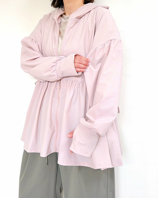 「シルエットがとても綺麗」ハニーズの“UV対策パーカー”暑い日もサラッと涼しく着れて助かる！「欲しいポイントが全部詰まっている」「母と色違いを買った」