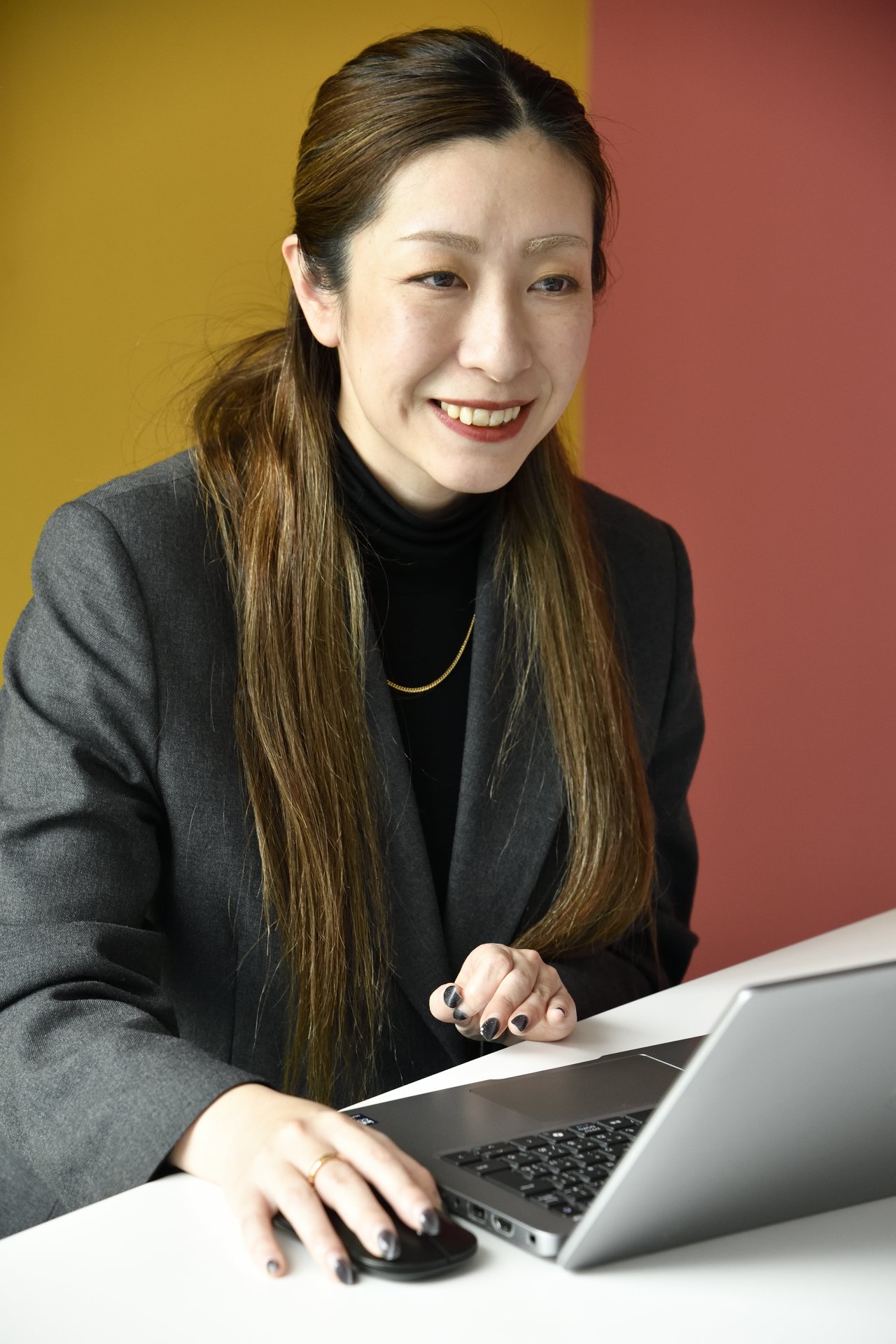 介護を楽しく伝えたい…保健師社員が担うセガサミーHD「VTuber動画」がスゴい！