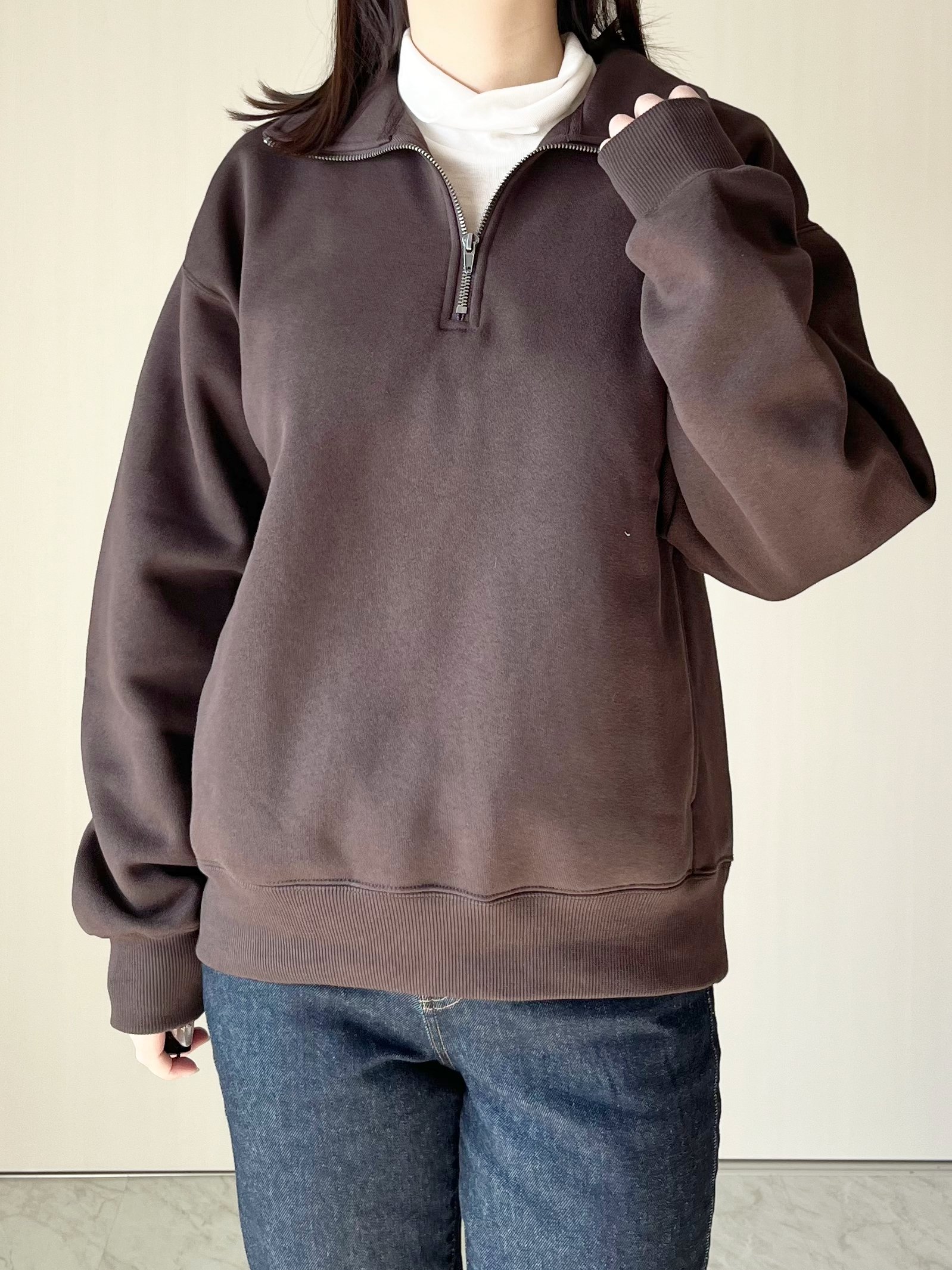 「夫婦で気に入っています」GUの“2990円→1990円スウェット”たっぷり着まわせてコスパ抜群！「とにかく高見え」「裏起毛でめちゃくちゃあったかい」