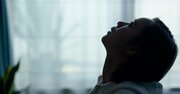 中年期に陥る心の「しんどい」には理由があった