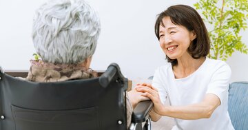 親の介護で「苦労しない人」になりたいなら絶対知るべき、5つの心得とは?【チェックシート付】